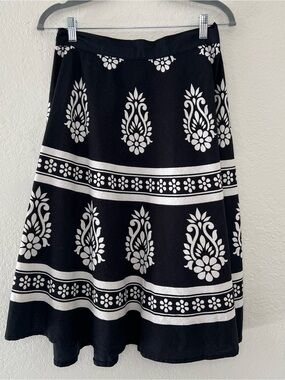 VTG Y2K Studio West Black & White Floral Knee Length Cotton Skirt - Size Medium